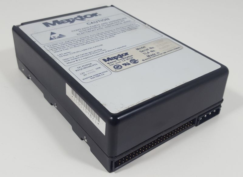 File:SPARCstation 2 20 HDD top.jpg