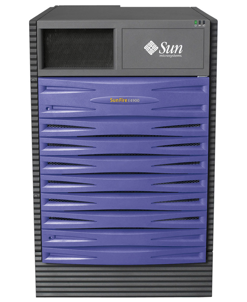 Sun Fire E4900 Front Zoom